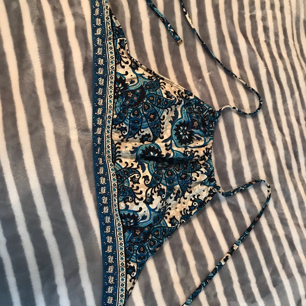 Swim suit top